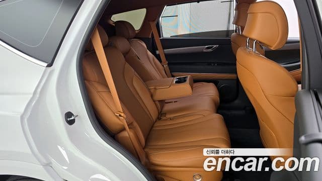 Genesis GV80 2023 — ფოტო 17/20