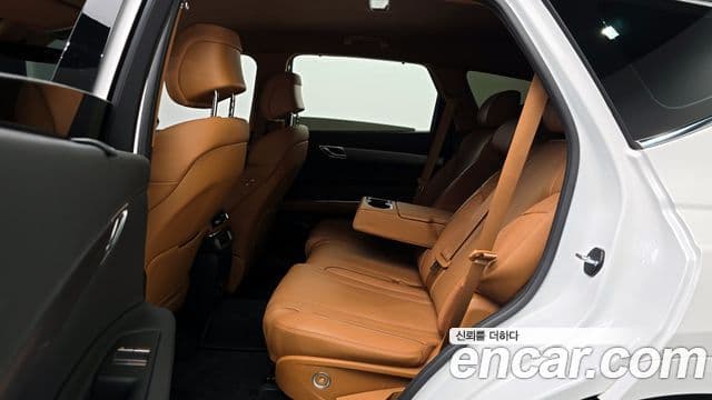 Genesis GV80 2023 — ფოტო 8/20