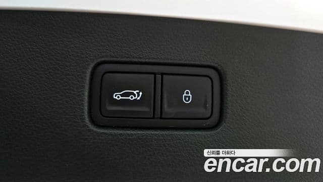 Genesis GV80 2023 — ფოტო 18/20