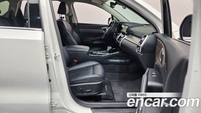 Kia Sorento 2021 — Şəkil 17/20