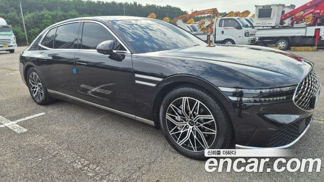 Genesis G90 2022 — Şəkil 2/14