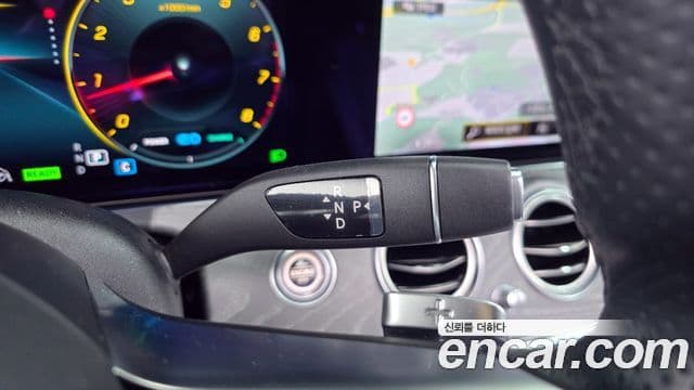 Mercedes-Benz E-Class 2021 — ფოტო 9/20