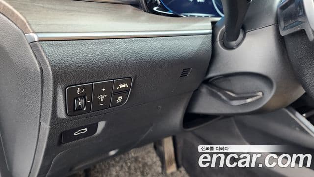 Kia K5 2022 — ფოტო 14/20