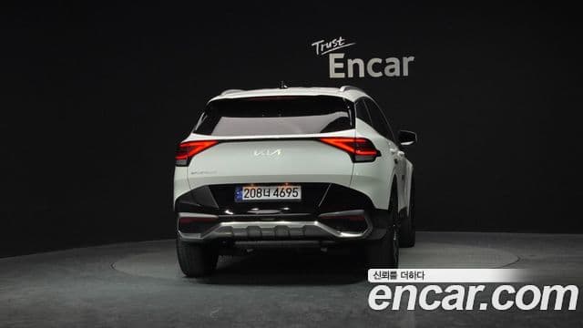 Kia Sportage 2021 — ფოტო 4/20