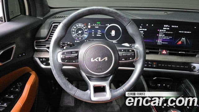Kia Sportage 2021 — ფოტო 13/20