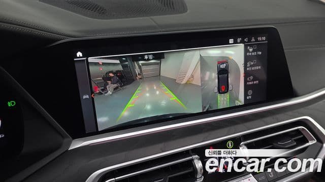 BMW X7 2022 — Photo 17/20