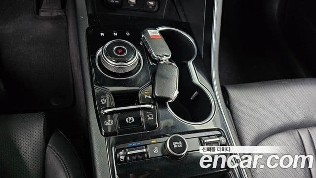 Kia K5 2020 — Şəkil 8/20