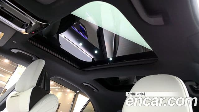 Mercedes-Benz C-Class 2022 — Şəkil 19/20