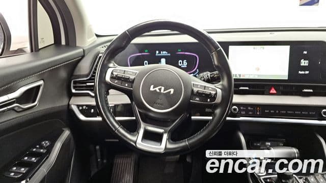 Kia Sportage 2022 — ფოტო 11/20