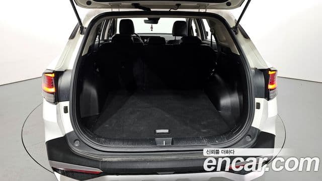 Kia Sportage 2022 — ფოტო 18/20
