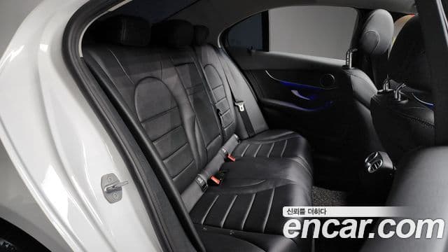 Mercedes-Benz C-Class 2021 — Şəkil 12/20