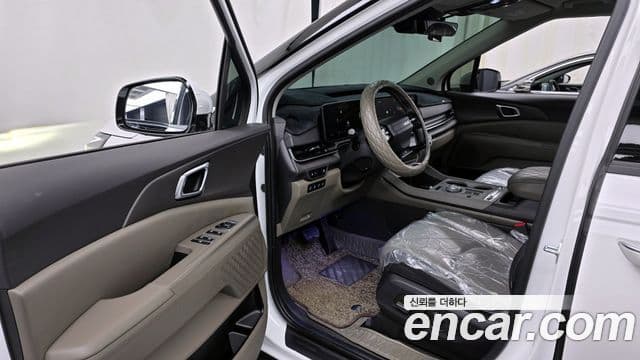 Kia Carnival 2024 — Şəkil 9/20