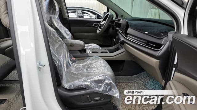 Kia Carnival 2024 — Şəkil 10/20