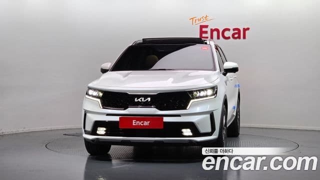 Kia Sorento 2021 — ფოტო 2/20