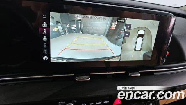 Kia Carnival 2021 — ფოტო 15/20