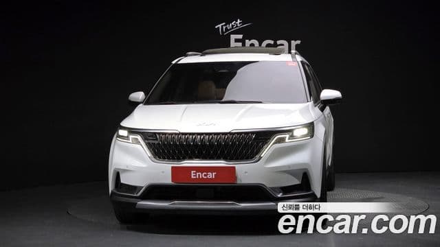 Kia Carnival 2020 — Фото 2/20