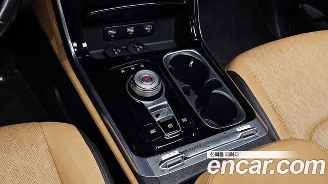 Kia Carnival 2020 — Фото 7/20