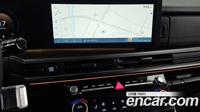 Hyundai Santa Fe 2024 — ფოტო 14/20