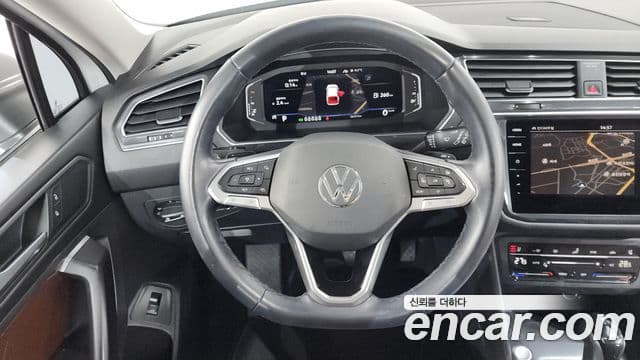 Volkswagen Tiguan Allspace 2022 — Şəkil 12/20
