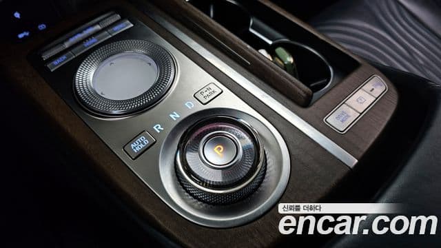 Genesis Electrified G80 2021 — ფოტო 9/20