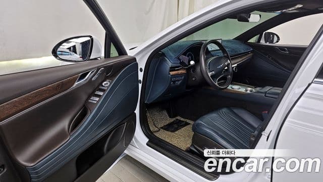 Genesis Electrified G80 2021 — ფოტო 10/20