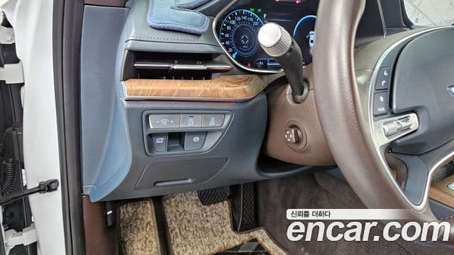 Genesis Electrified G80 2021 — ფოტო 16/20