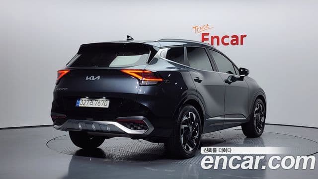 Kia Sportage 2022 — ფოტო 2/20