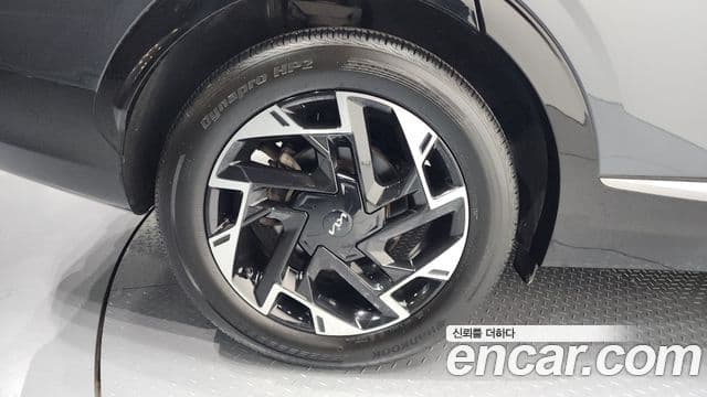Kia Sportage 2022 — ფოტო 5/20