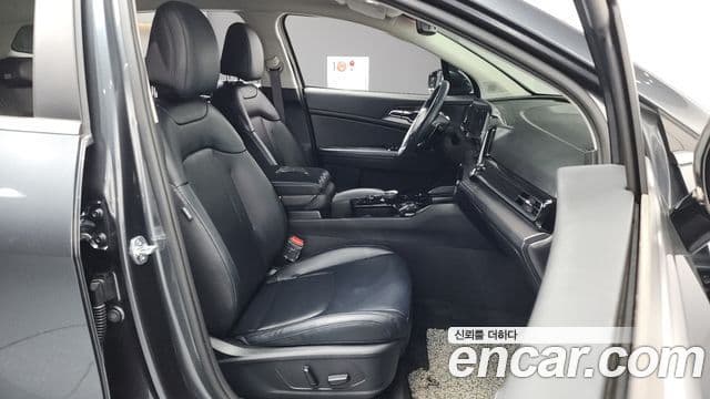 Kia Sportage 2022 — ფოტო 11/20