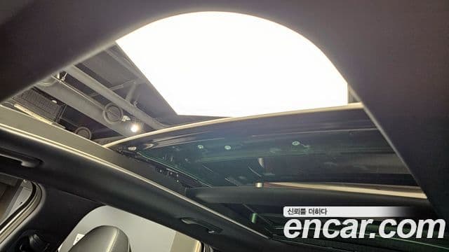 Hyundai Tucson Hybrid 2020 — Photo 1/20