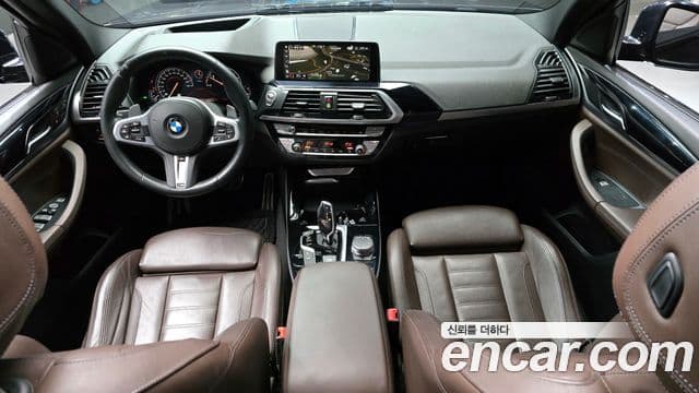 BMW X3 2018 — Şəkil 10/18