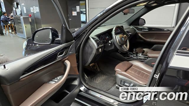 BMW X3 2018 — Şəkil 11/18
