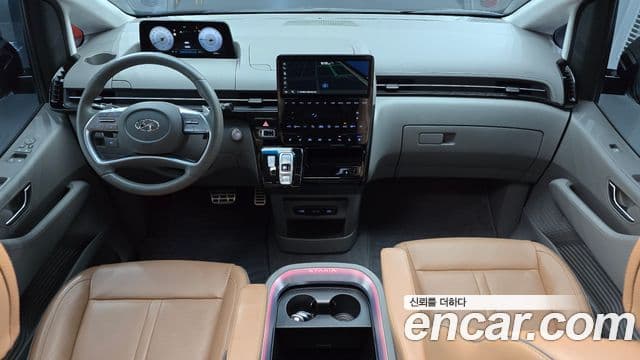 Hyundai Staria 2022 — Фото 7/20