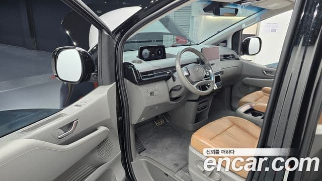 Hyundai Staria 2022 — Фото 11/20