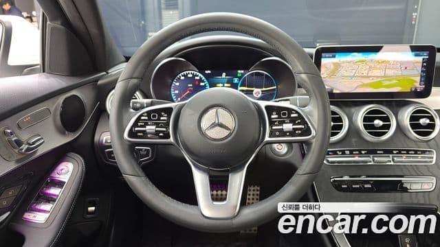 Mercedes-Benz C-Class 2020 — ფოტო 18/20