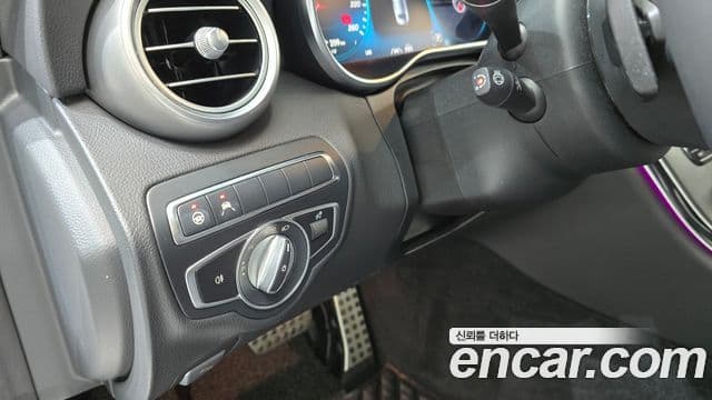 Mercedes-Benz C-Class 2020 — ფოტო 16/20
