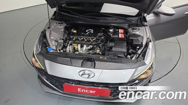 Hyundai The New Avante Hybrid 2020 — ფოტო 1/20