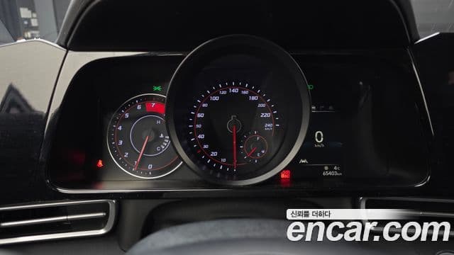 Hyundai The New Avante Hybrid 2020 — ფოტო 18/20