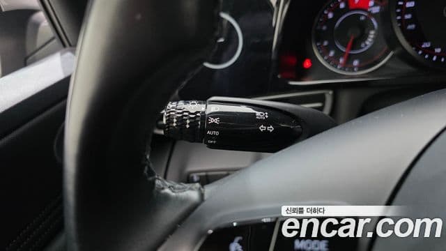 Hyundai The New Avante Hybrid 2020 — ფოტო 16/20