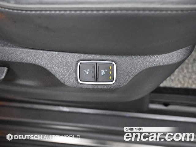 Hyundai Staria 2022 — ფოტო 16/20
