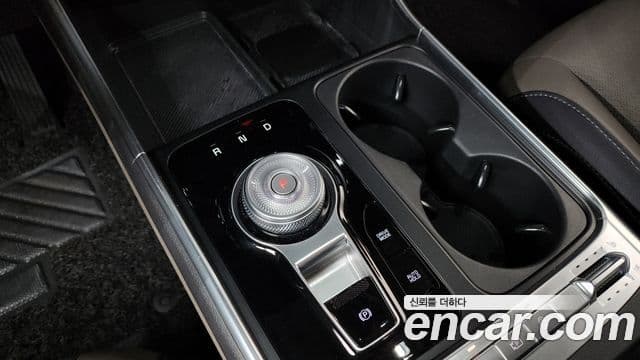 Kia Carnival 2024 — Photo 19/20