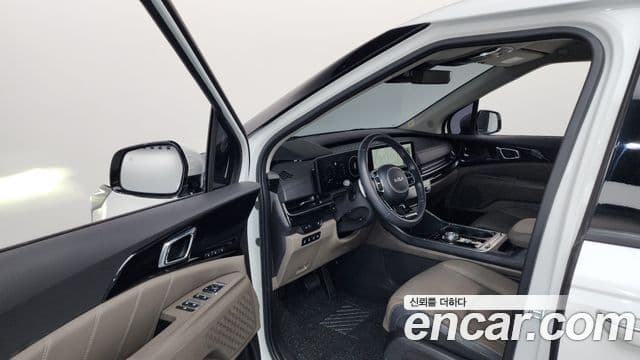 Kia Carnival 2024 — Photo 6/20