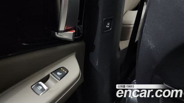 Kia Carnival 2024 — Photo 3/20