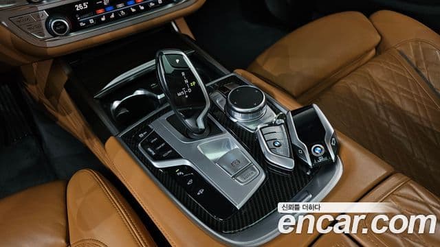 BMW 7 Series 2019 — Şəkil 9/20