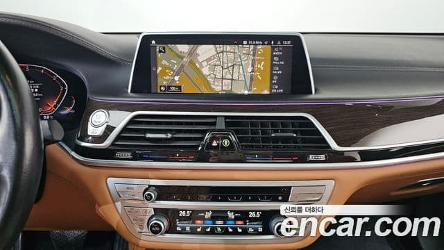 BMW 7 Series 2019 — Şəkil 14/20