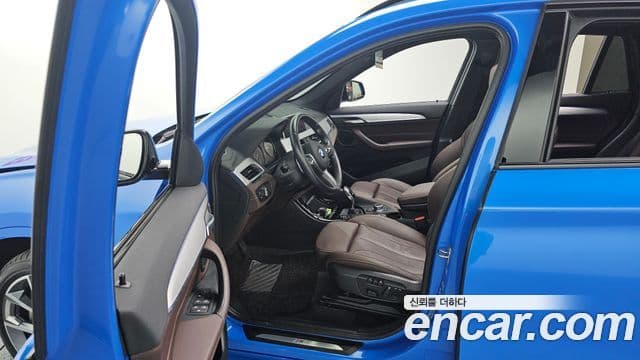 BMW X1 2022 — ფოტო 10/20