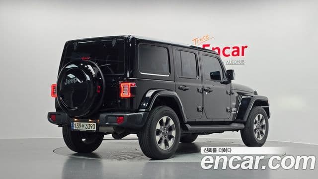 Jeep Wrangler 2021 — ფოტო 2/20