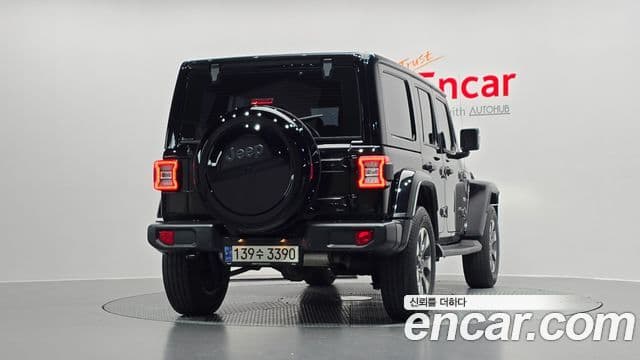 Jeep Wrangler 2021 — ფოტო 4/20