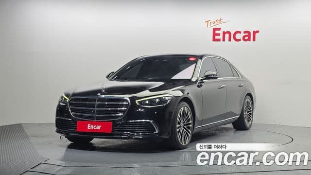 Mercedes-Benz S-Class 2021 — Photo 2/20