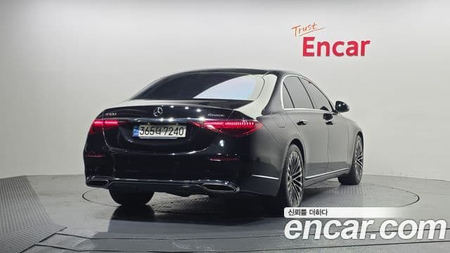 Mercedes-Benz S-Class 2021 — Photo 17/20